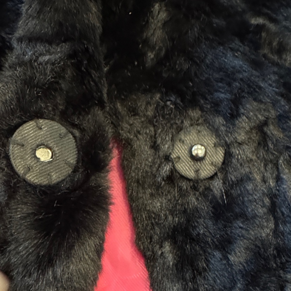 Neiman Marcus target Skaist Taylor Women’s Black Faux Fur Vest with Pink Lining - Picture 5 of 8